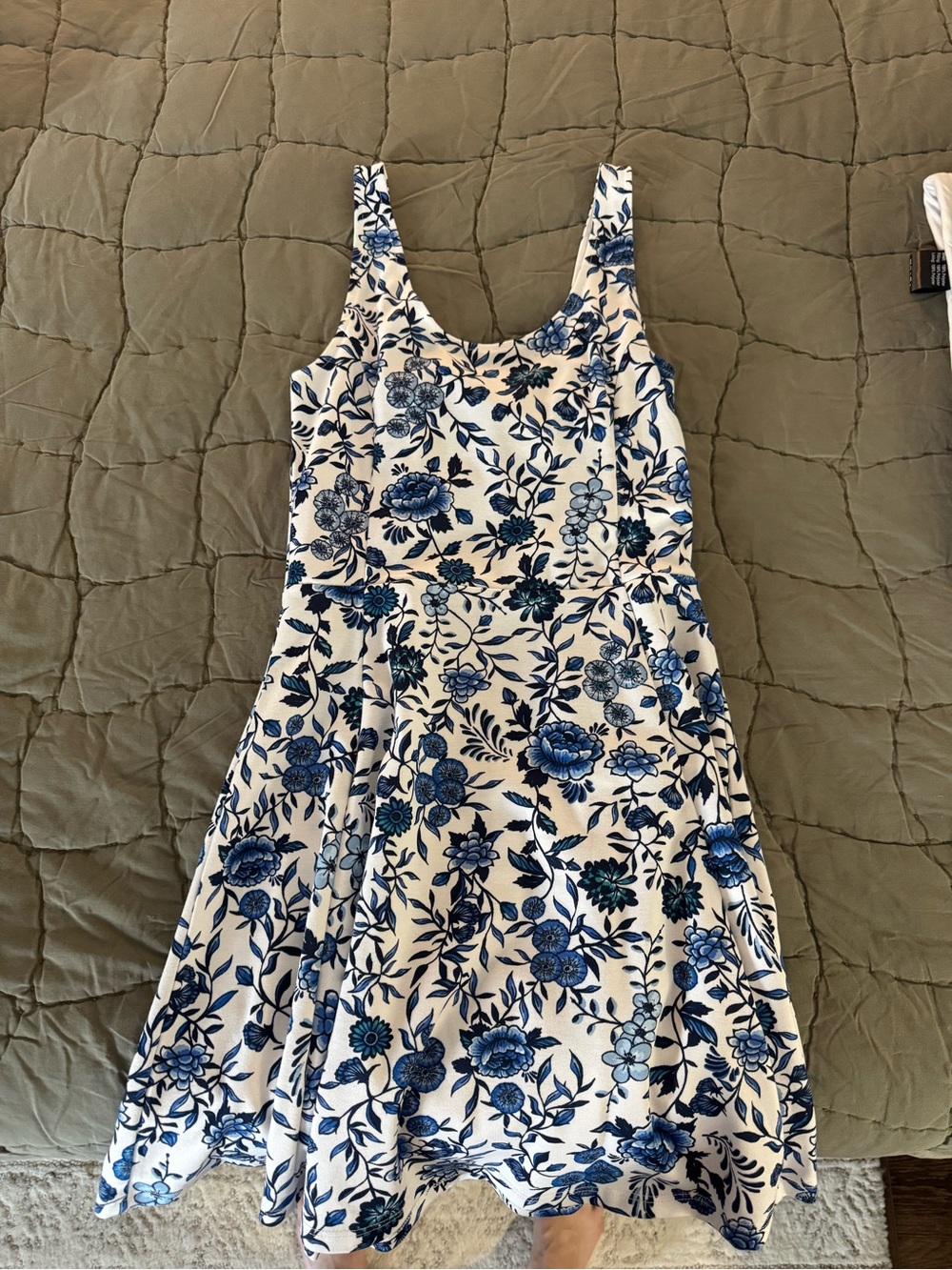 Floral Scoop Neck A-Line Dress - Blue on White